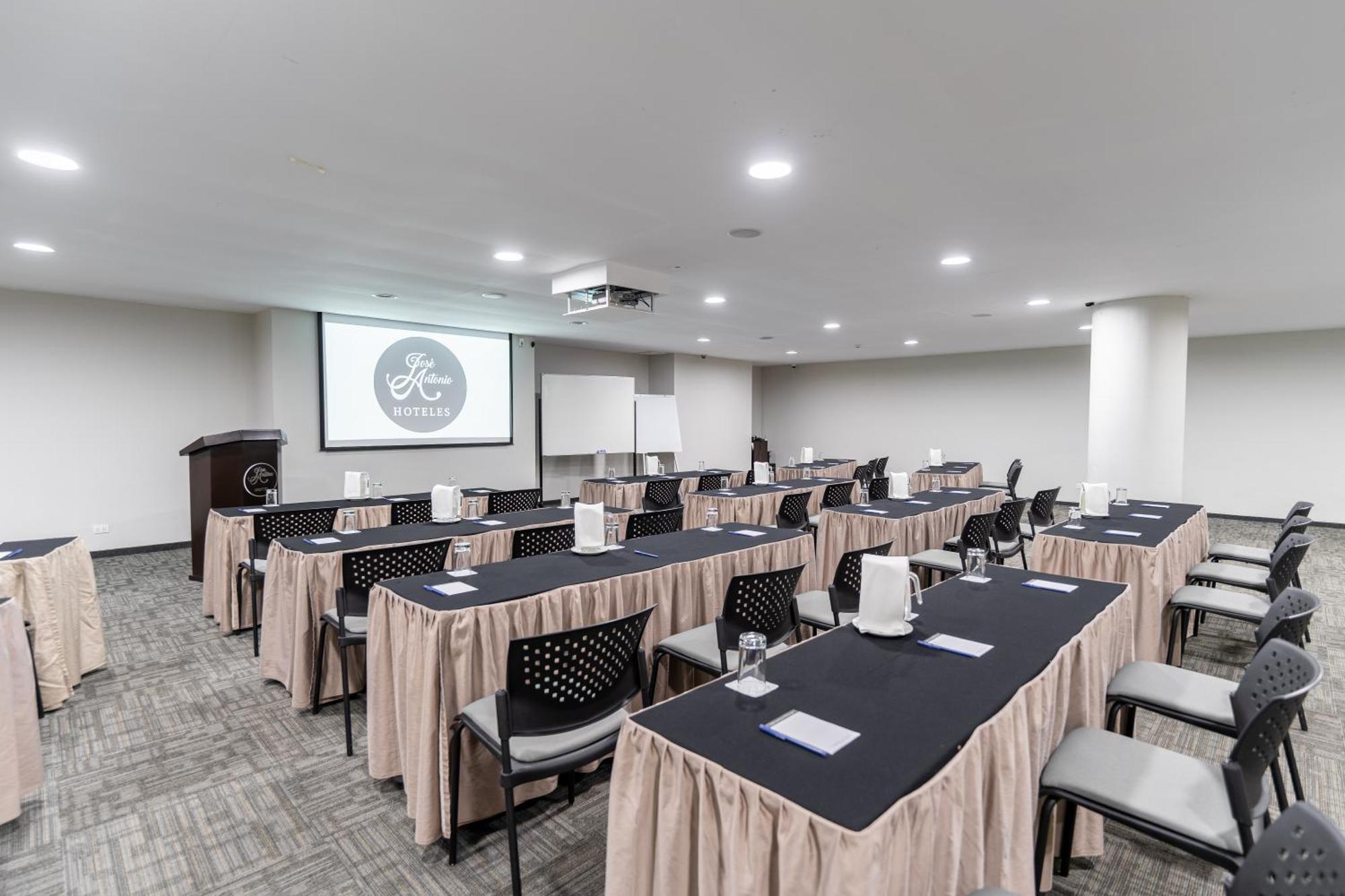Jose Antonio Executive Hotel Lima Ngoại thất bức ảnh